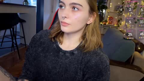 Alice online show from 01-25-25, 03:20