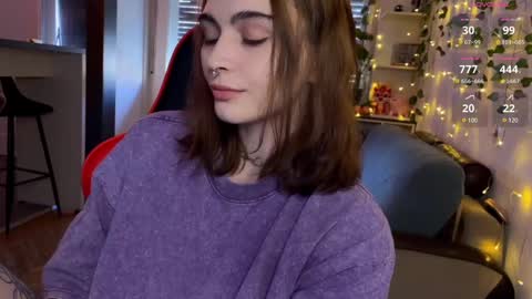 Alice online show from 02-19-25, 02:34