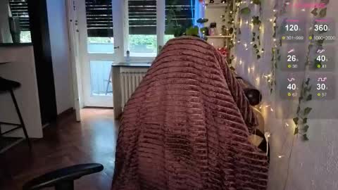 Alice online show from 09-27-25, 06:18