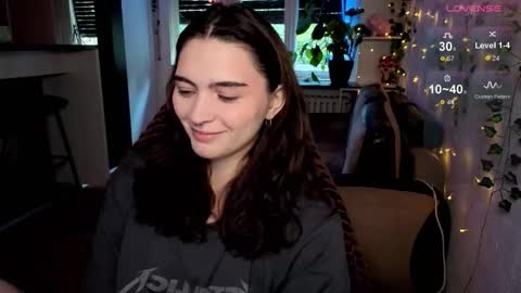 Alice online show from 10-03-25, 09:28