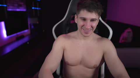 Snapshot of dorianreyes chatting on 01-16-25, 10:44 Dorian Reyes online show from 01-16-25, 10:44