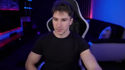 Snapshot of dorianreyes chatting on 02-11-25, 12:59 Dorian Reyes online show from 02-11-25, 12:59