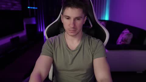 Snapshot of dorianreyes chatting on 02-24-25, 11:09 Dorian Reyes online show from 02-24-25, 11:09