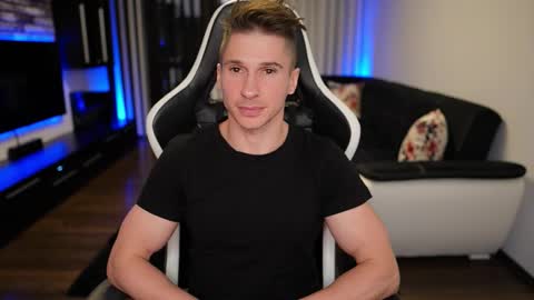 Snapshot of dorianreyes chatting on 09-22-25, 09:50 Dorian Reyes online show from 09-22-25, 09:50