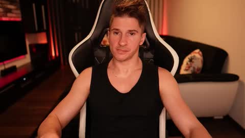 Snapshot of dorianreyes chatting on 10-09-25, 10:41 Dorian Reyes online show from 10-09-25, 10:41