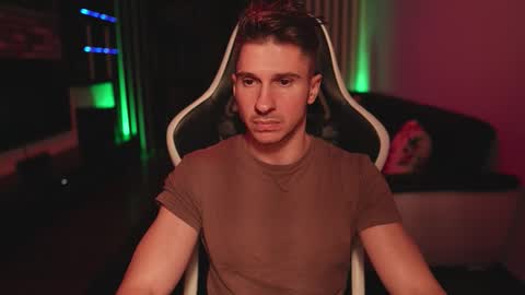 Snapshot of dorianreyes chatting on 10-31-25, 11:17 Dorian Reyes online show from 10-31-25, 11:17