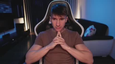 Snapshot of dorianreyes chatting on 11-10-25, 11:48 Dorian Reyes online show from 11-10-25, 11:48