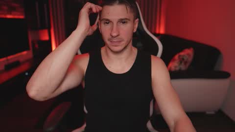 Snapshot of dorianreyes chatting on 11-30-25, 09:52 Dorian Reyes online show from 11-30-25, 09:52