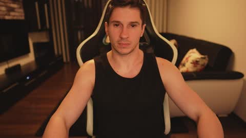 Dorian Reyes online show from 04-09-26, 01:05