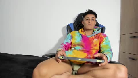 Snapshot of dorman_boy chatting on 02-07-26, 04:49 dorman_boy online show from 02-07-26, 04:49