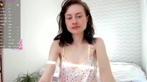 dormineaa online show from 04-22-26, 05:21