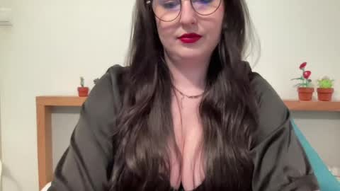 Snapshot of dorothydolly chatting on 04-24-26, 12:18 Dorothy online show from 04-24-26, 12:18