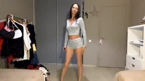 dorthygordy online show from 04-09-26, 05:18