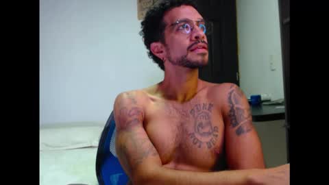 Snapshot of dostoyrodia_34 chatting on 10-15-25, 04:56 will online show from 10-15-25, 04:56