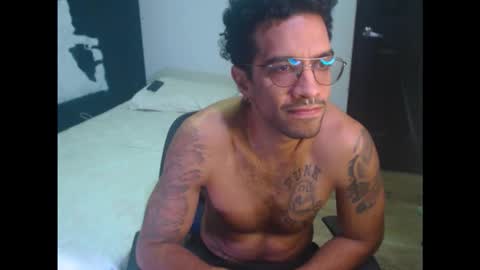 Snapshot of dostoyrodia_34 chatting on 10-23-25, 01:38 will online show from 10-23-25, 01:38