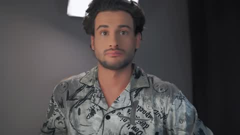 Snapshot of double_luckystrike chatting on 02-08-25, 08:42 Keen online show from 02-08-25, 08:42