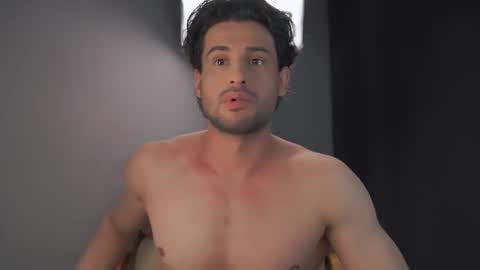 Snapshot of double_luckystrike chatting on 02-16-25, 10:10 Keen online show from 02-16-25, 10:10