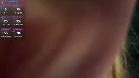 Snapshot of double_sun chatting on 07-05-26, 08:27 Alice and Mark online show from 07-05-26, 08:27