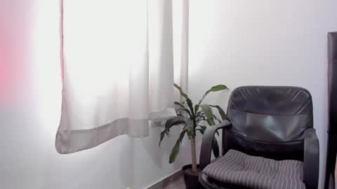 Isabella and Alessandro online show from 03-23-26, 03:16