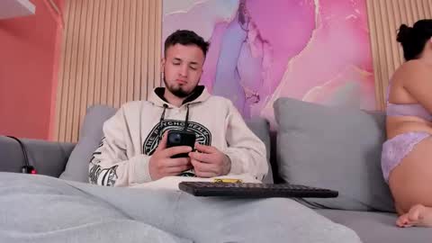 Snapshot of doublepleasure69_ chatting on 12-17-25, 10:38 doublepleasure69_ online show from 12-17-25, 10:38