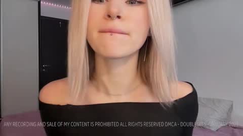 MOLLYYYY dont forget to give me a thumb up online show from 01-23-25, 05:56