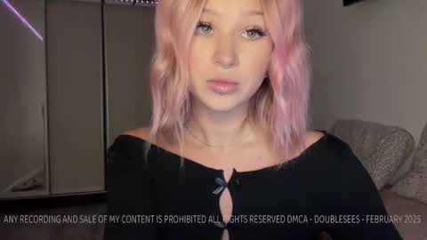 MOLLYYYY dont forget to give me a thumb up online show from 02-28-25, 01:14