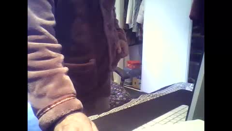Snapshot of dougbean chatting on 05-12-26, 09:45 dougbean online show from 05-12-26, 09:45