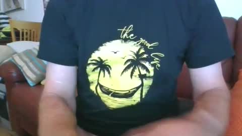 Snapshot of downundercock22 chatting on 12-18-25, 01:17 downundercock22 online show from 12-18-25, 01:17