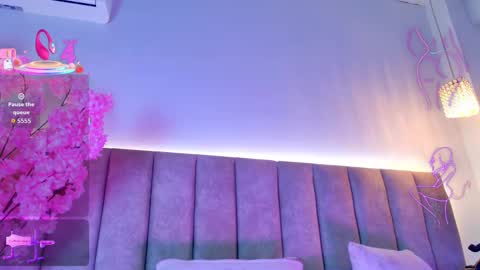 Snapshot of doyeeon chatting on 09-13-25, 02:44 Doyeon online show from 09-13-25, 02:44