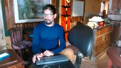 Snapshot of dr_simon84 chatting on 05-22-26, 10:26 Dr Simon online show from 05-22-26, 10:26