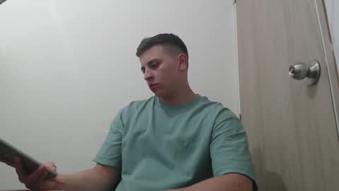 draco_boy2000 online show from 11-19-25, 09:48