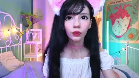 Draculaura online show from 12-04-24, 09:02