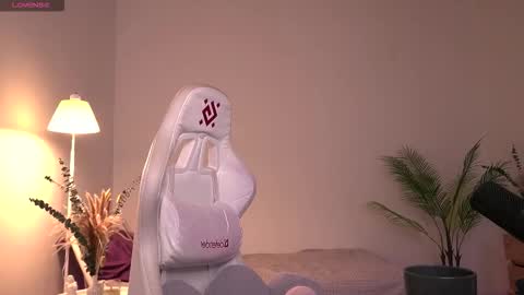 Lisbeth Salander online show from 11-09-25, 06:12