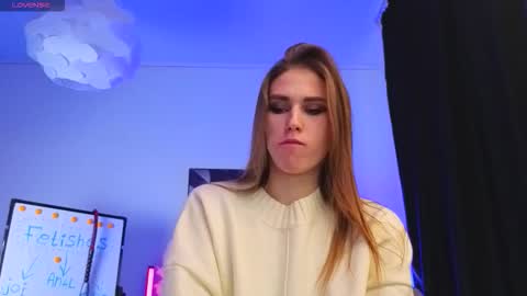 Lisbeth Salander online show from 02-09-26, 05:33