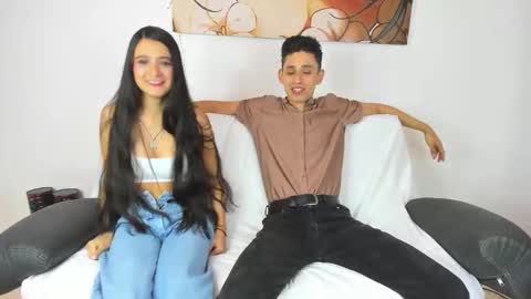 Snapshot of drake_and_zara chatting on 12-17-25, 12:22 Drake and Zara online show from 12-17-25, 12:22