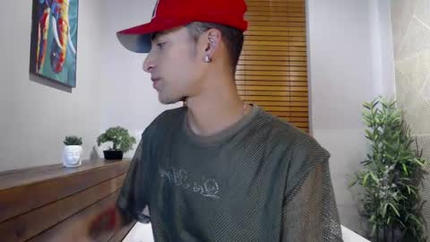 Snapshot of drakeneumann chatting on 02-11-25, 02:25 Drake Neuman online show from 02-11-25, 02:25