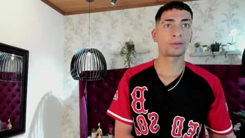 Snapshot of drakeneumann chatting on 02-20-25, 02:18 Drake Neuman online show from 02-20-25, 02:18