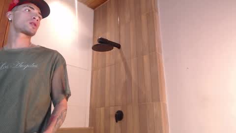 Snapshot of drakeneumann chatting on 02-23-25, 09:55 Drake Neuman online show from 02-23-25, 09:55