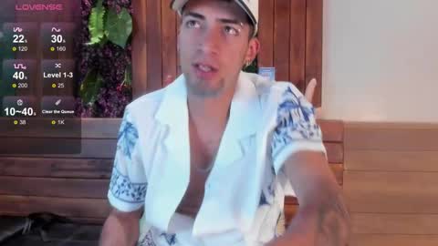 Snapshot of drakeneumann chatting on 09-16-25, 03:51 Drake Neuman online show from 09-16-25, 03:51