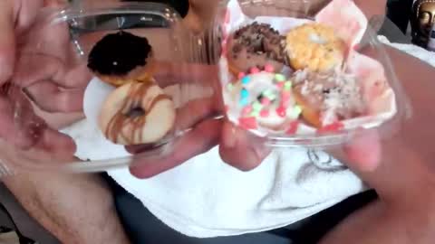 Snapshot of drakeneumann chatting on 09-20-25, 04:19 Drake Neuman online show from 09-20-25, 04:19