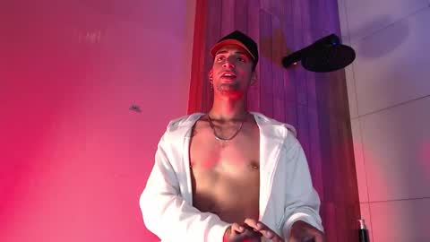 Snapshot of drakeneumann chatting on 10-24-25, 04:20 Drake Neuman online show from 10-24-25, 04:20