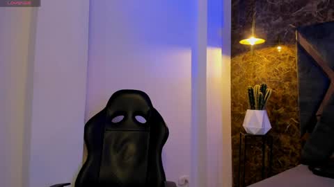 Snapshot of draven_marceaux chatting on 04-25-26, 11:13 Draven online show from 04-25-26, 11:13