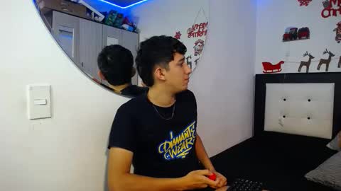 Snapshot of dravith_and_valery chatting on 12-17-25, 03:34 -- nicolle and jhon -- online show from 12-17-25, 03:34