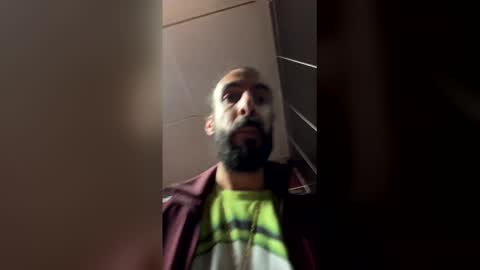 new profile Aircum99  online show from 04-30-26, 10:47