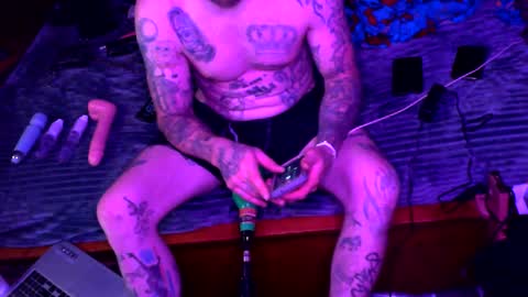 Snapshot of dreaded_folks chatting on 10-29-25, 04:26 dreaded_folks online show from 10-29-25, 04:26