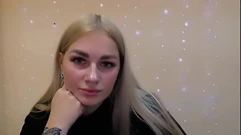 Snapshot of dream_dolly_ chatting on 10-02-25, 10:33 dream_dolly_ online show from 10-02-25, 10:33