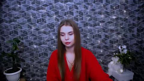 Mari online show from 11-25-25, 06:35