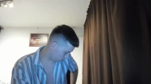 Snapshot of dreamboy240 chatting on 10-31-25, 11:39 Johnny online show from 10-31-25, 11:39