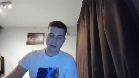 Snapshot of dreamboy240 chatting on 11-03-25, 06:53 Johnny online show from 11-03-25, 06:53