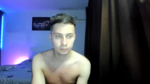 Snapshot of dreamboy240 chatting on 05-31-26, 06:09 Johnny online show from 05-31-26, 06:09